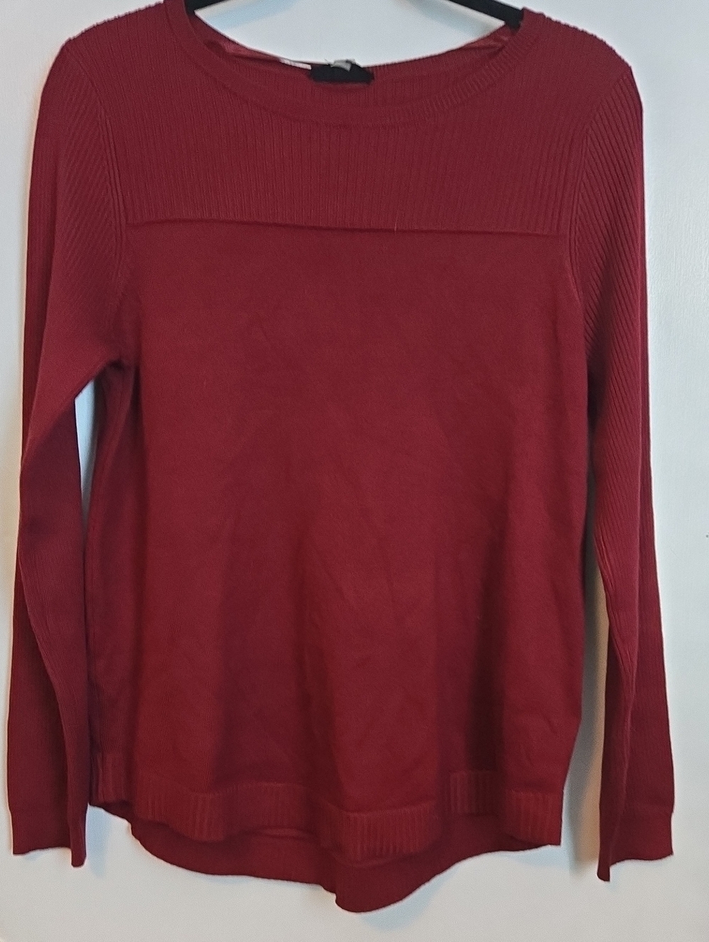 NWT Cable & Gauge Women's Dark Red Sweater Sz L